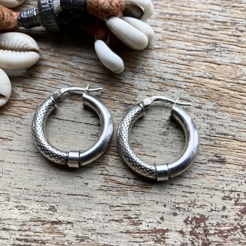 vintage Italian sterling silver hoops 3.jpeg