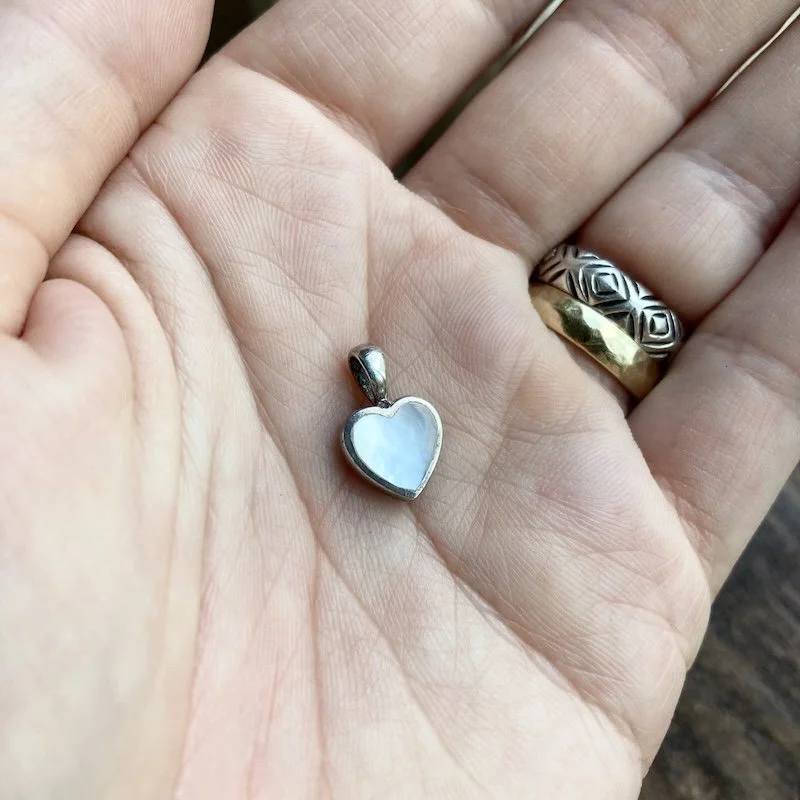 sterling silver mother of pearl heart pendant 3.jpeg