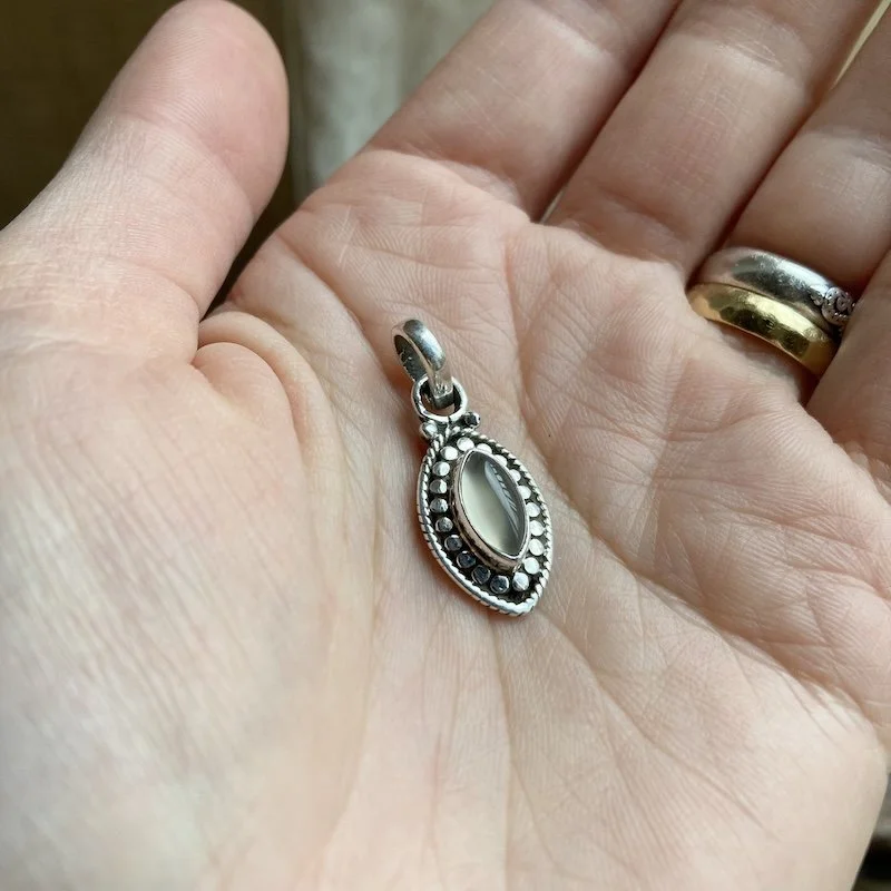 ornate sterling silver chalcedony pendant 4.jpeg