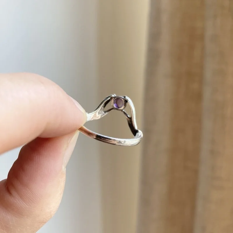 vintage sterling silver hands ring 3.jpeg