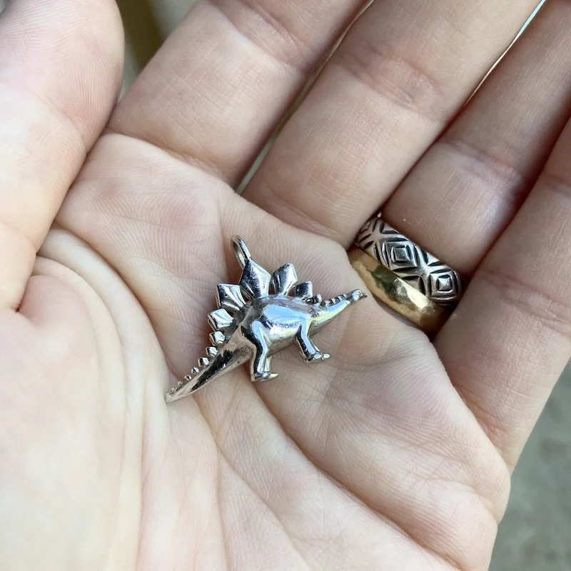 solid silver Stegosaurus pendant 3.jpeg