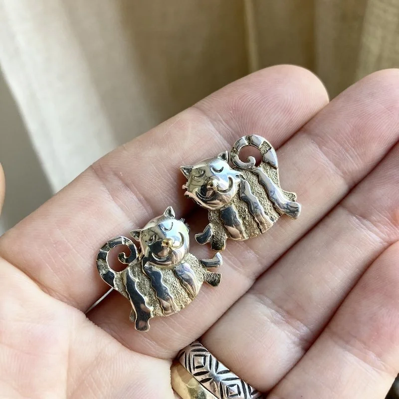 funky vintage sterling silver cat earrings 4.jpeg
