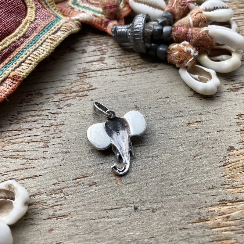 sterling silver elephant pendant 3.jpeg