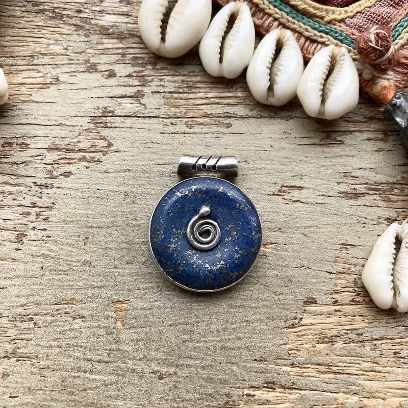 Cute Vintage Sterling Silver Lapis Lazuli Spiral Pendant