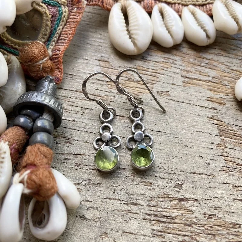 vintage sterling silver peridot earrings 1.jpeg