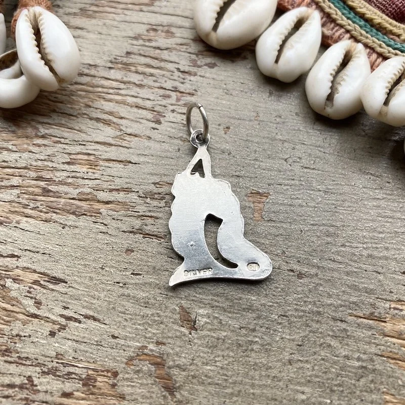 vintage sterling silver mermaid pendant 2.jpeg
