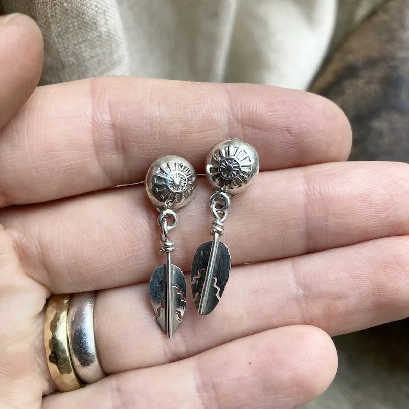 sterling silver southwestern feather earrings 1.jpeg