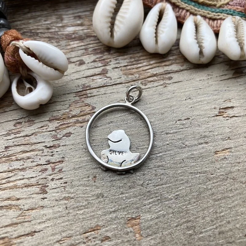 vintage sterling silver frog pendant 3.jpeg