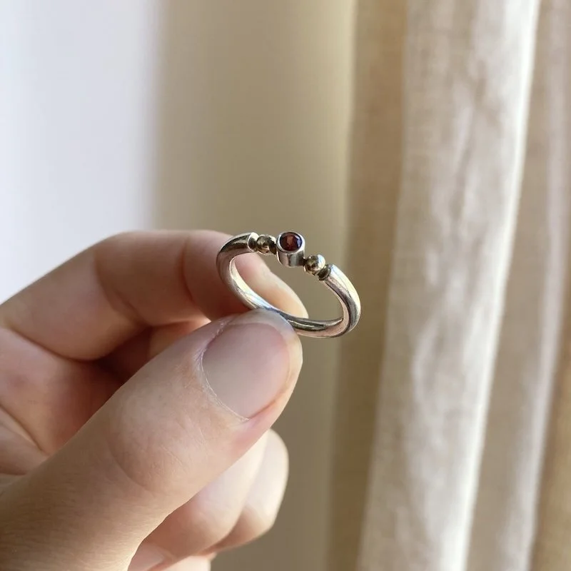 vintage sterling silver dainty garnet ring 3.jpeg