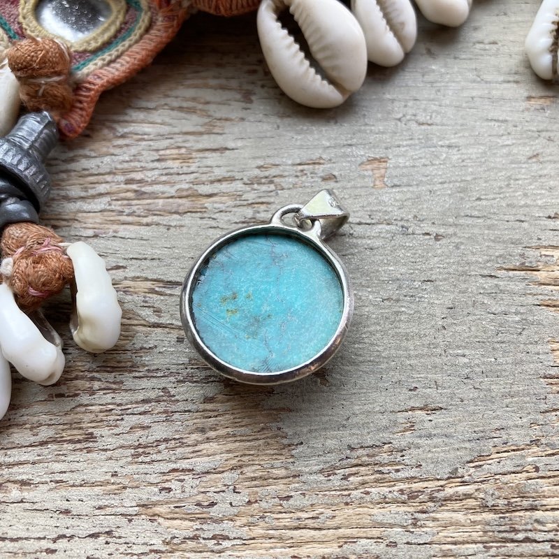 sterling silver round turquoise pendant 2.jpeg