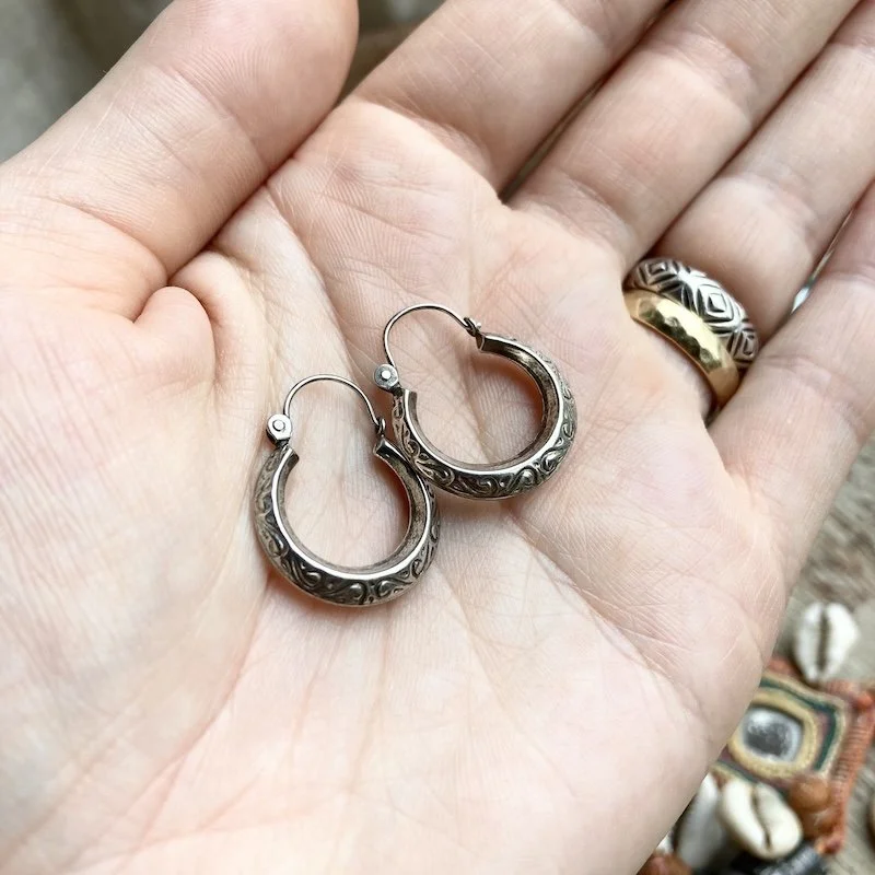 vintage ornate sterling silver hoops 4.jpeg