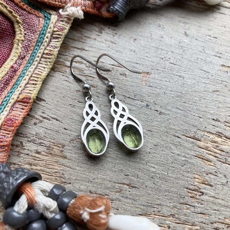 vintage sterling silver peridot earrings 3.jpeg