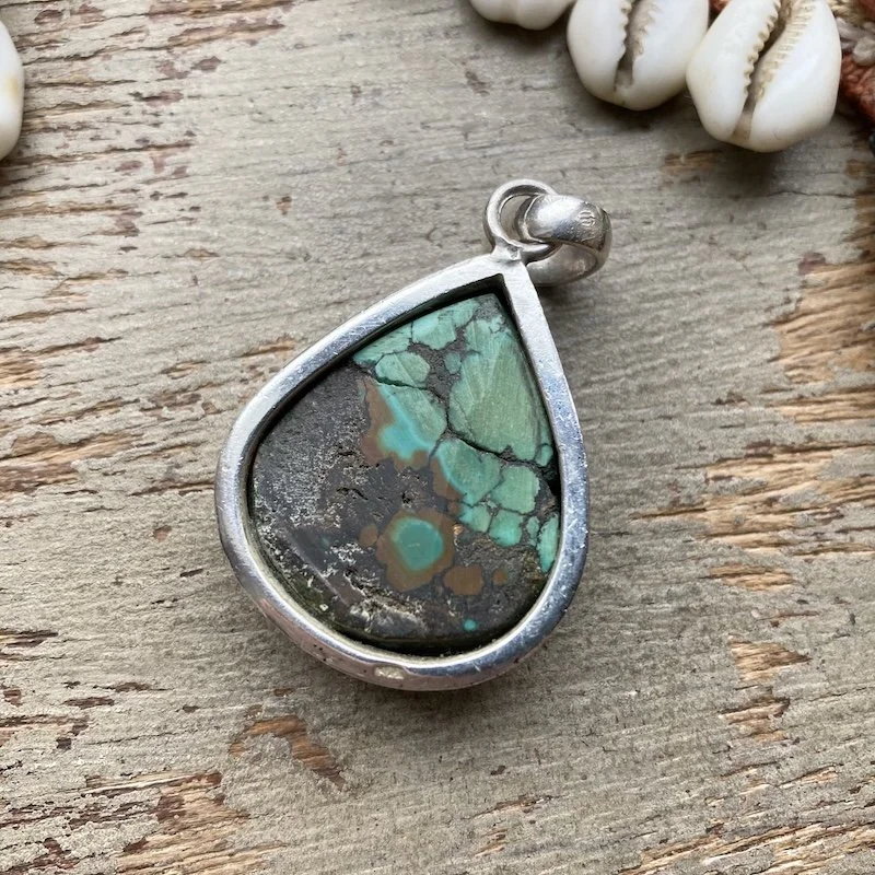 vintage sterling silver chunky natural turquoise pendant 2.jpeg