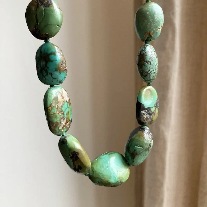 beautiful old turquoise beaded necklace  2.jpeg