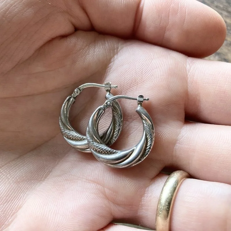 vintage sterling silver textured hoops 3.jpeg