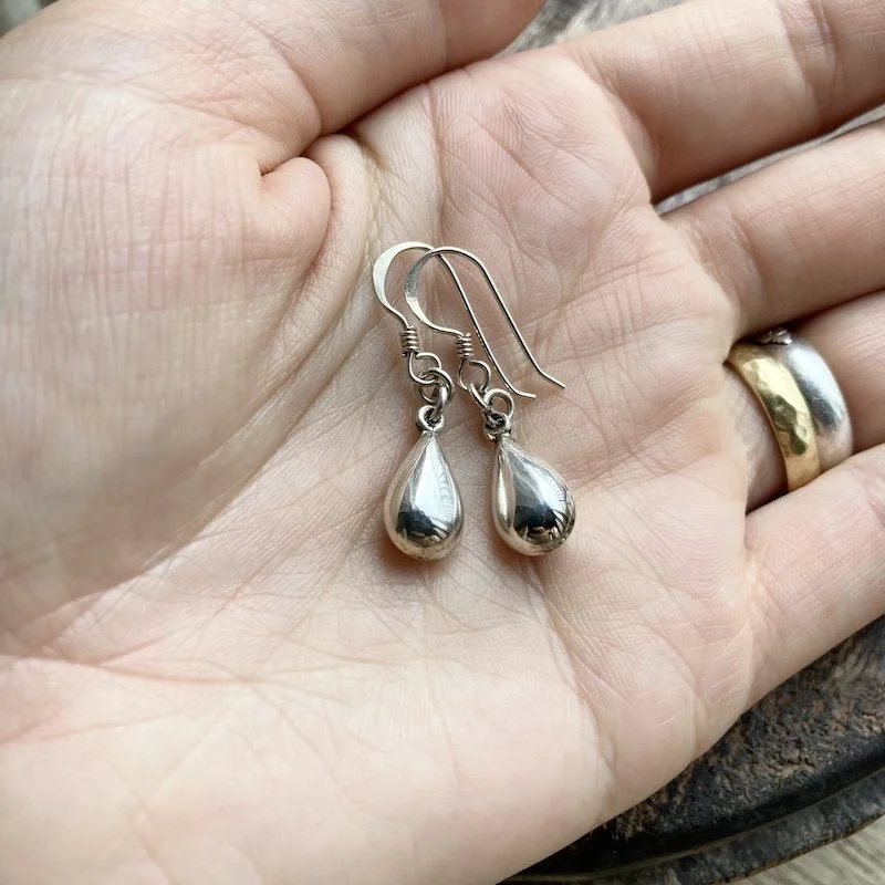 Cute Little Sterling Silver Dangly Droplet Earrings