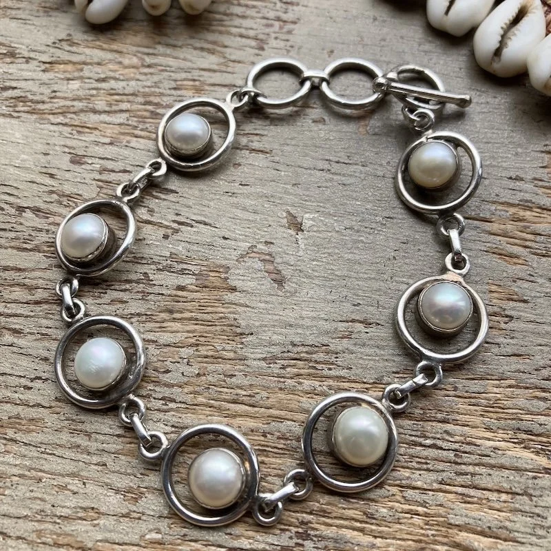 sterling silver pearly bracelet 1.jpeg