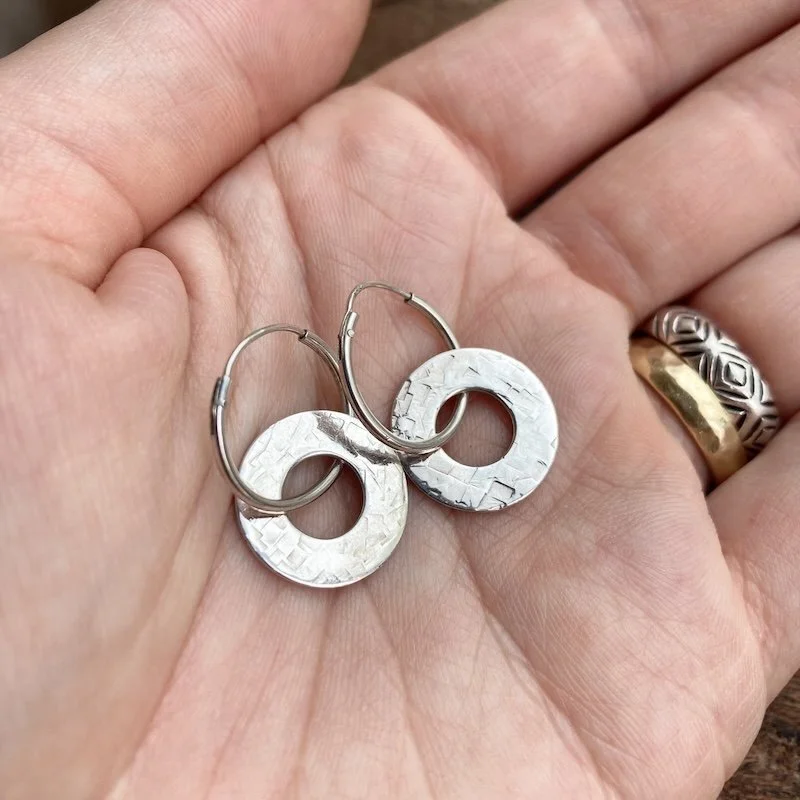 sterling silver circular dangly hoops 4.jpeg