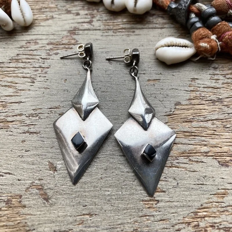 vintage sterling silver diamond-shaped earrings 4.jpeg