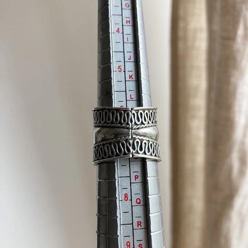 Fab Vintage Chunky Sterling Silver Balinese Ring