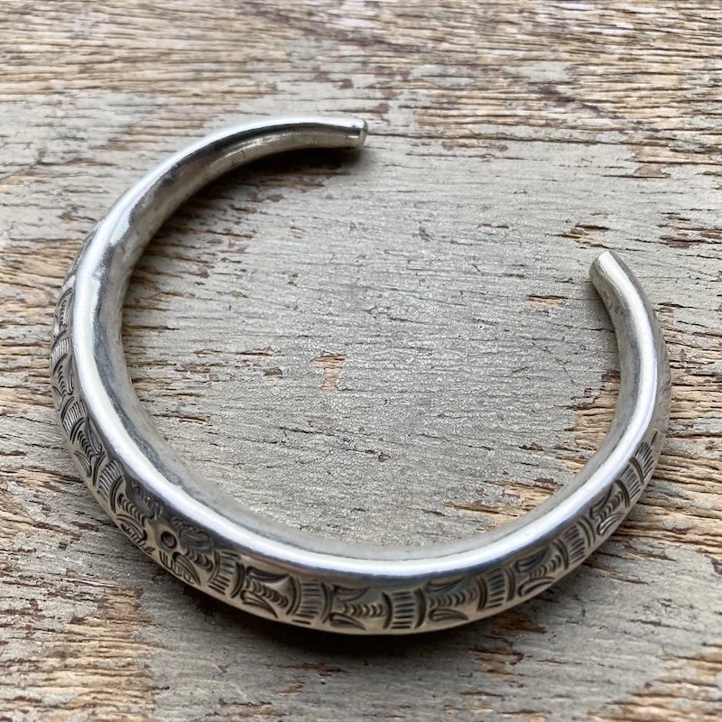 vintage ornately engraved sterling silver torque bangle 4.jpeg