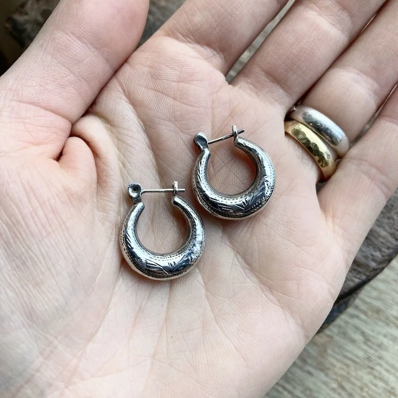 vintage sterling silver engraved hoops 3.jpeg