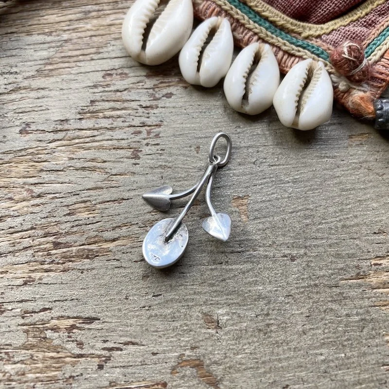 sterling silver garnet leaf pendant 2.jpeg