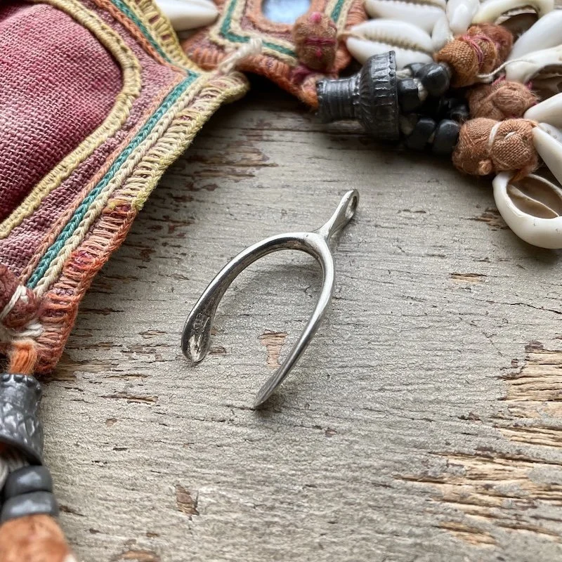 vintage sterling silver wishbone pendant 2.jpeg