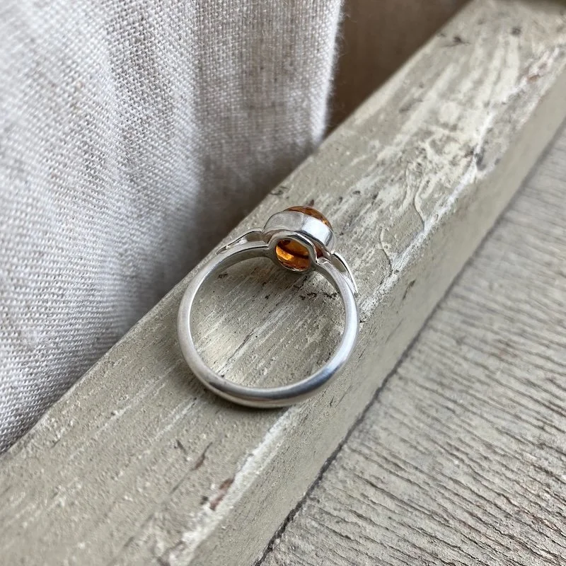 vintage simple sterling silver amber ring 4.jpeg