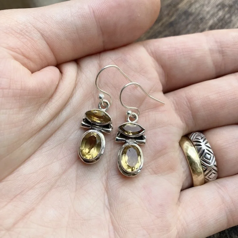 sterling silver citrine dangly earrings 4.jpeg