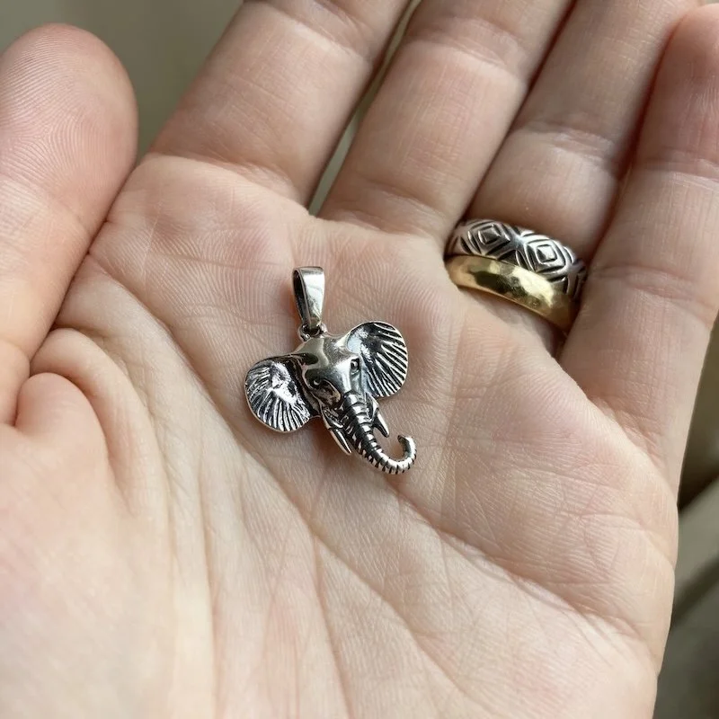 sterling silver elephant pendant 4.jpeg