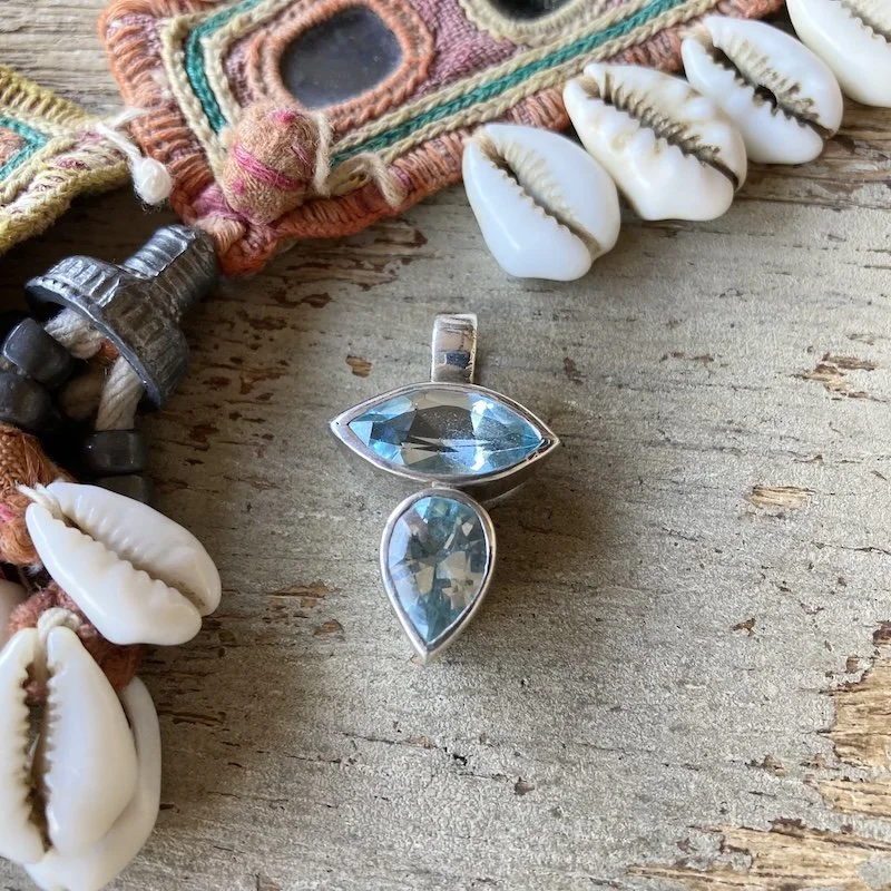 chunky sterling silver and blue topaz pendant 1.jpeg