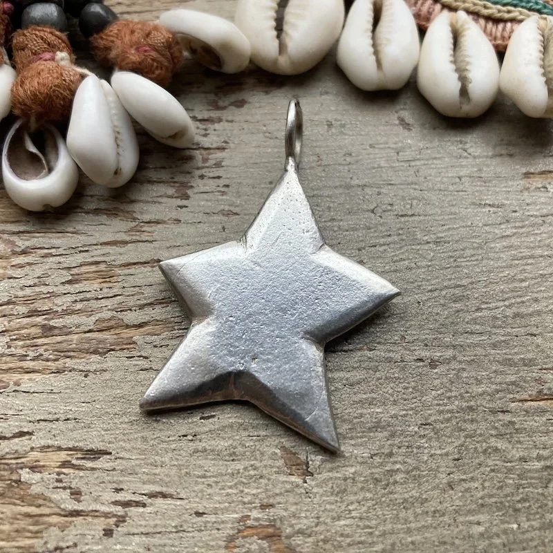 funky solid silver star pendant 2.jpeg