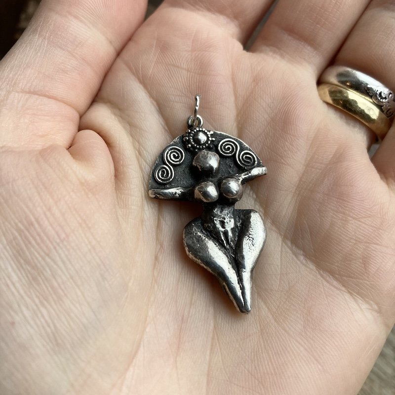 vintage solid silver goddess pendant 3.jpeg