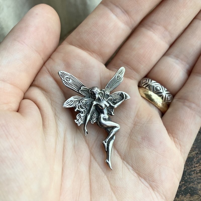 vintage sterling silver fairy brooch 3.jpeg
