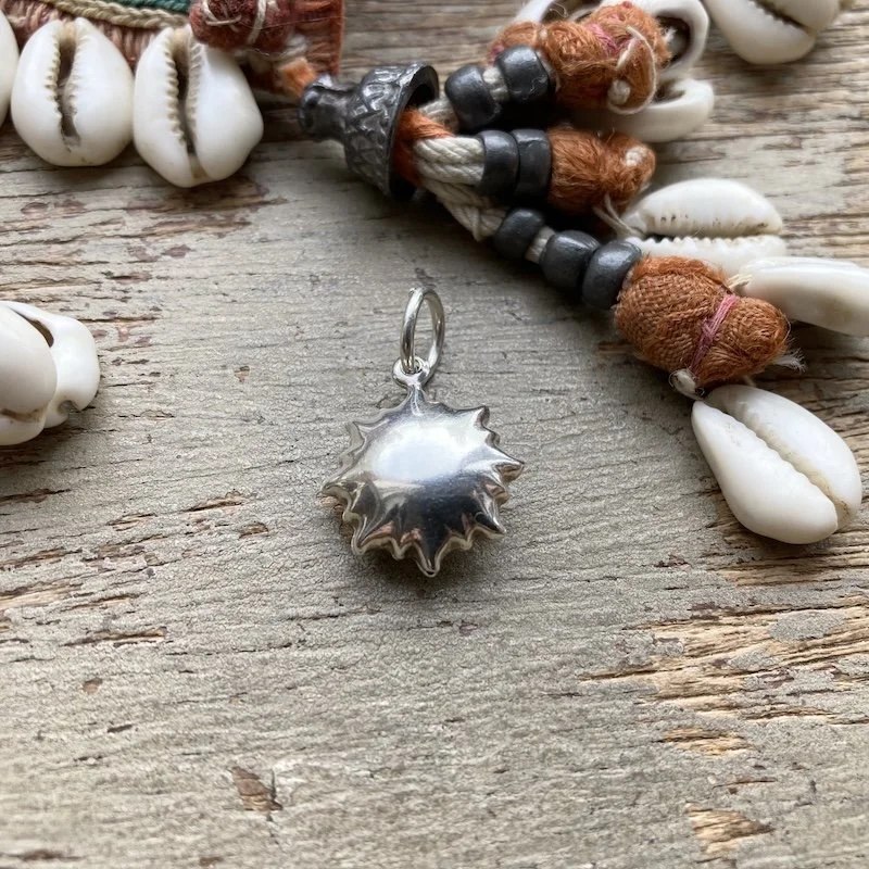 vintage sterling silver puffy sun pendant 2.jpeg