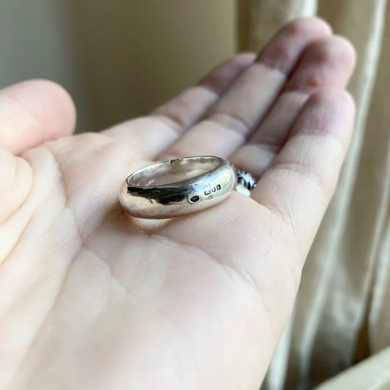 chunky vintage solid silver hallmark band ring 4.jpeg