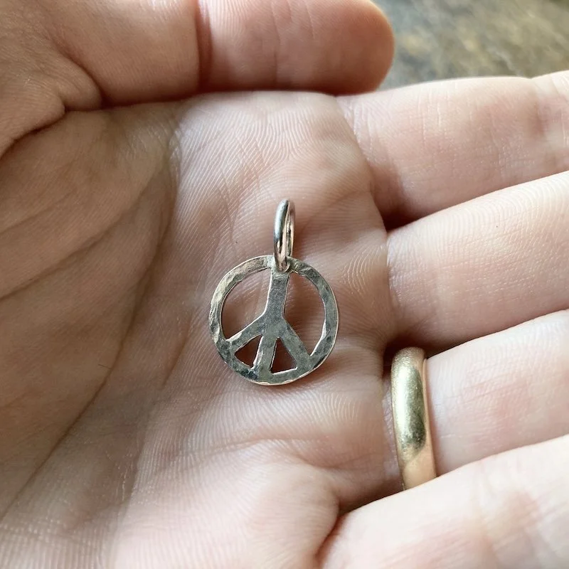 vintage sterling silver peace sign pendant 3.jpeg