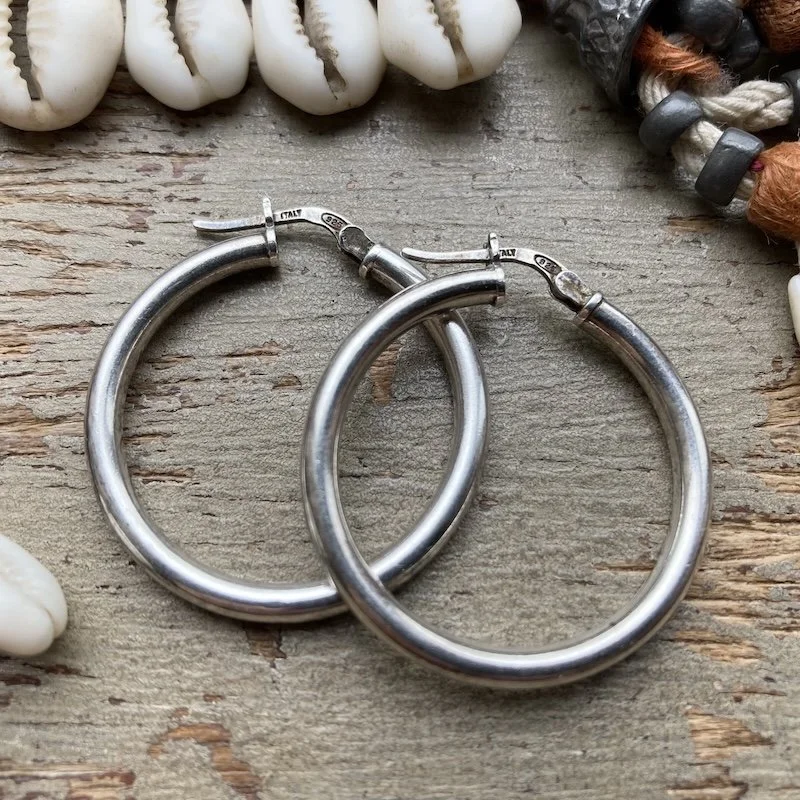 vintage simple sterling silver hoops 2.jpeg