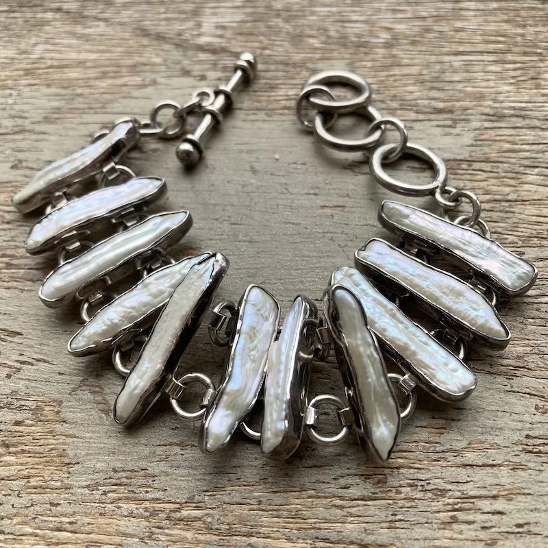 Stunning Heavy Sterling Silver and Biwa Pearl Bracelet