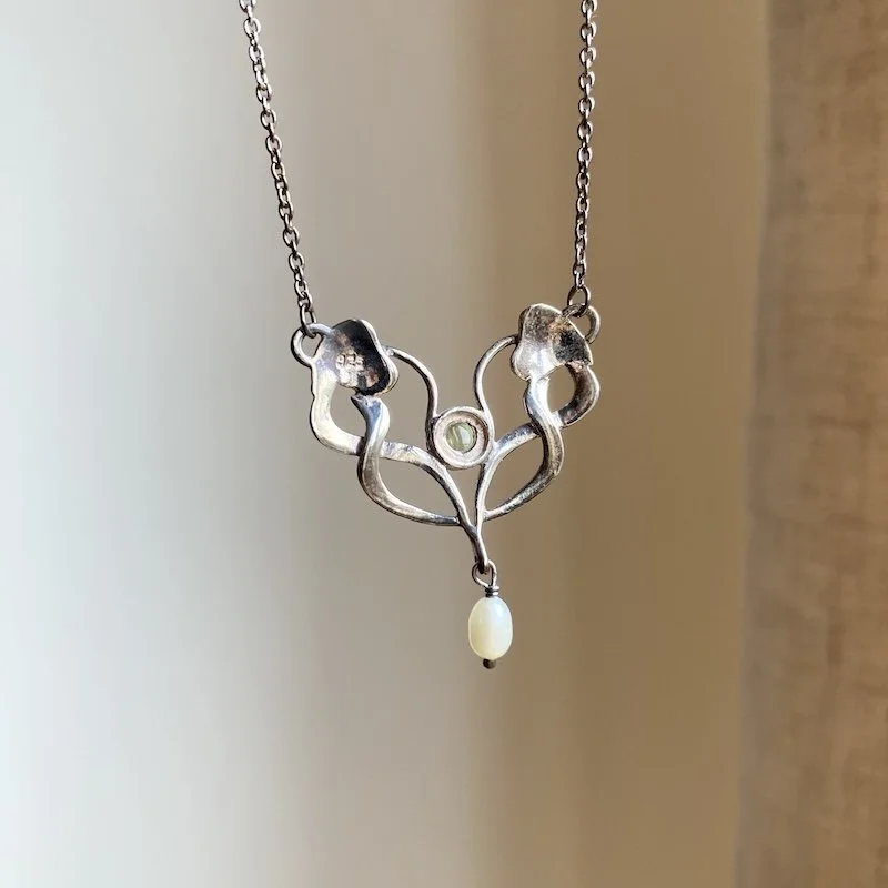 ornate sterling silver, peridot and pearl necklace 2.jpeg