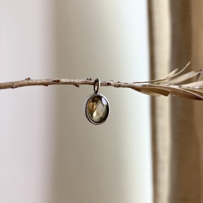 little sterling silver citrine pendant 5.jpeg