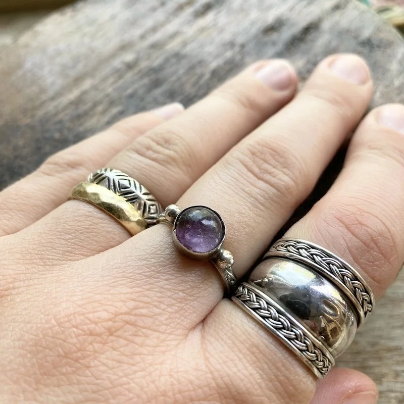 vintage sterling silver simple amethyst ring 4.jpeg