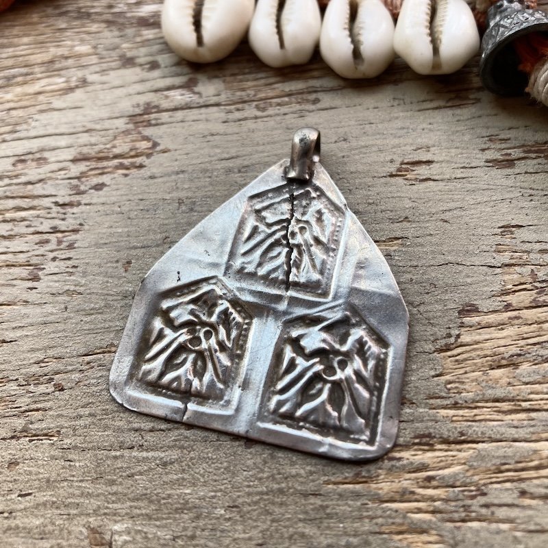 Beautiful Vintage Indian Sterling Silver Amulet Pendant
