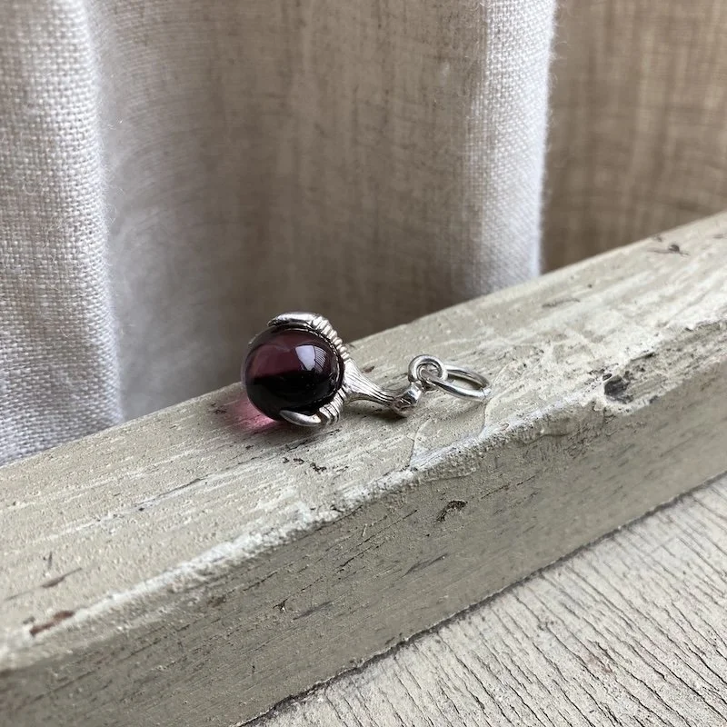vintage sterling silver purple claw and orb pendant 2.jpeg