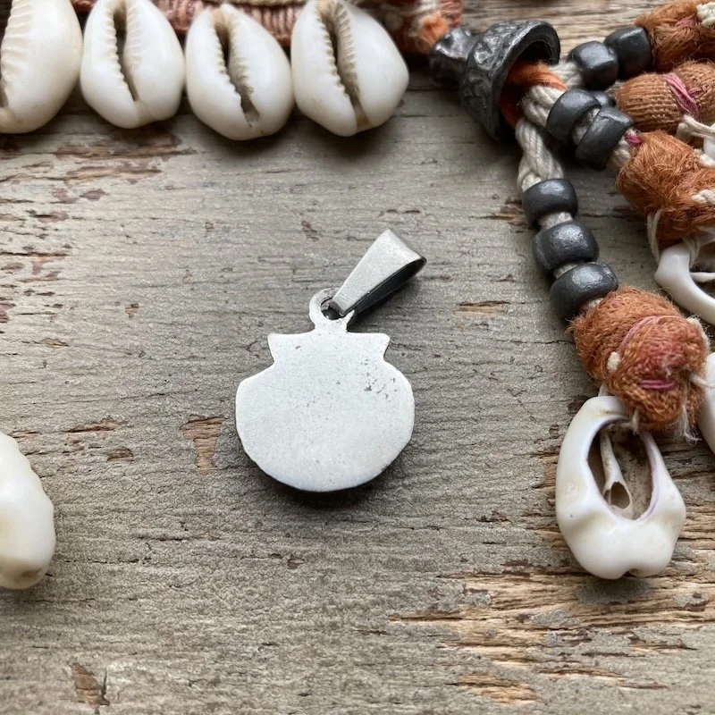 vintage sterling silver scallop shell pendant 2.jpeg