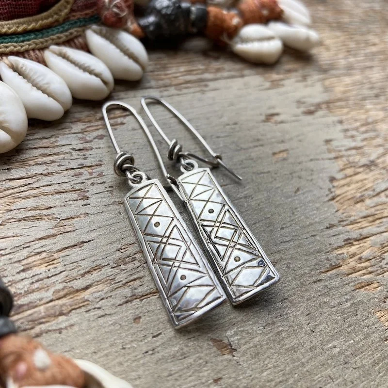 engraved solid silver dangly earrings 1.jpeg