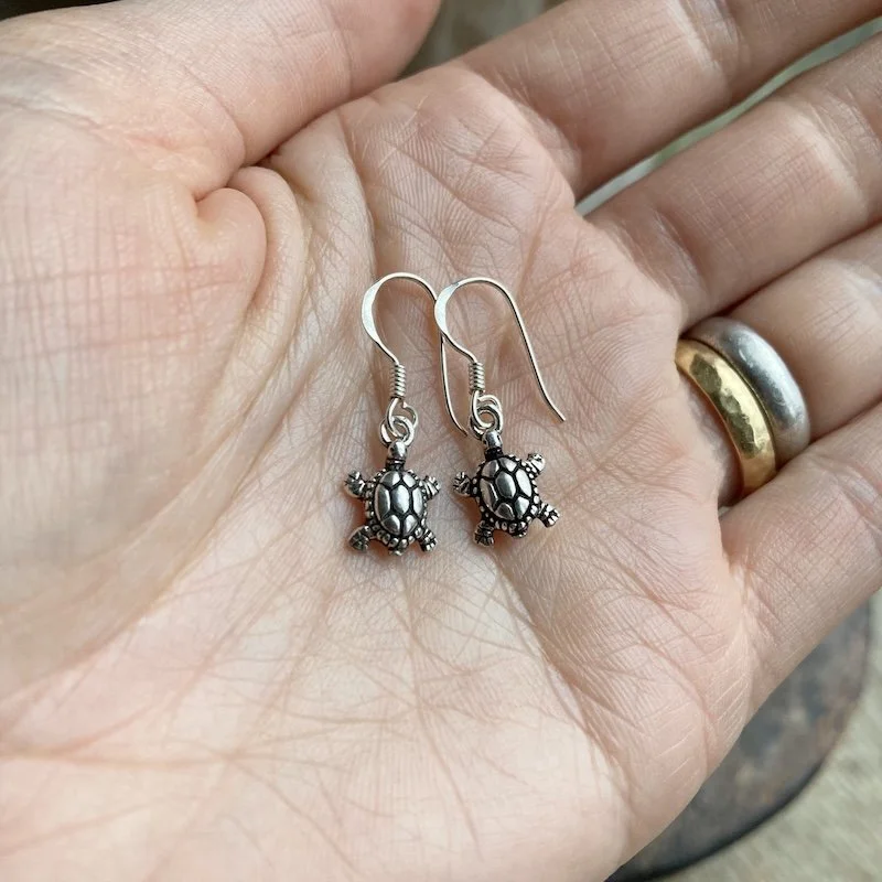 Sterling silver turtle earrings 4.jpeg