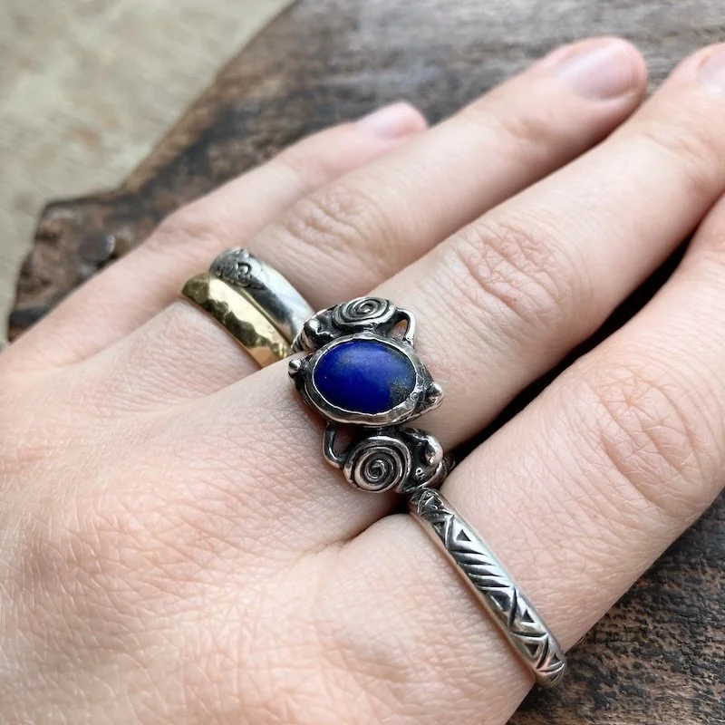 handmade unique solid silver and lapis lazuli ring 6.jpeg