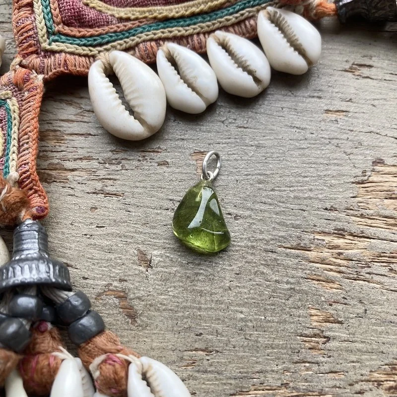 sterling silver and peridot crystal pendant 1.jpeg